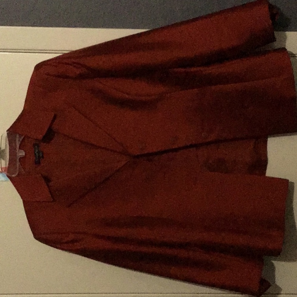 Size 8 in women’s from Tahari